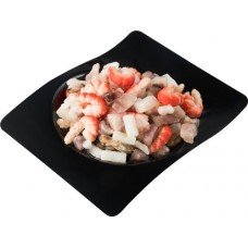Ассорти из морепродуктов варено-мороженное VICI с изделиями формованными из сурими, весовое