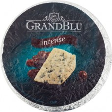 Сыр MILKANA GrandBlu Intense с голубой плесенью 50%, без змж, весовой
