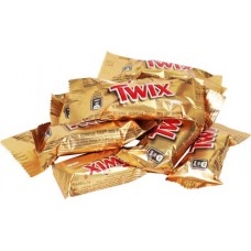 Купить Конфеты TWIX Minis с печеньем и карамелью, покрытые молочным шоколадом, весовые в Ленте