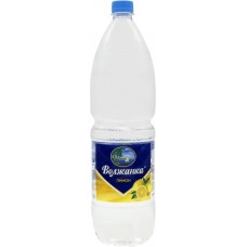 Напиток ВОЛЖАНКА со вкусом лимона негазированный, 1.5л, Россия, 1.5 L
