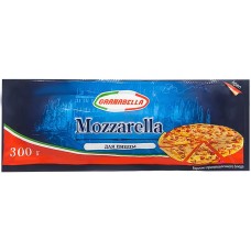 Купить Сыр GRANABELLA Моцарелла для пиццы без змж, Россия, 300 г в Ленте